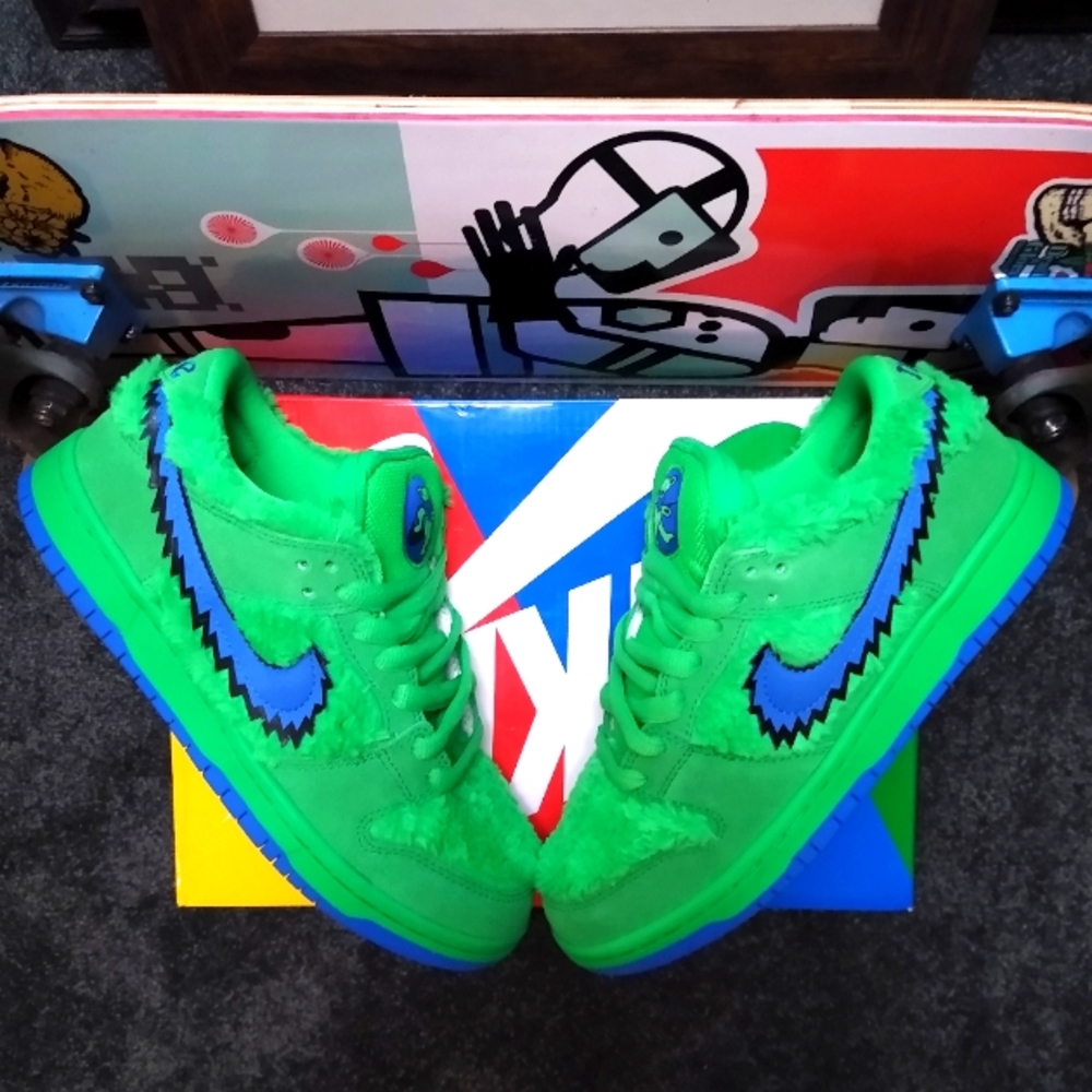 NIKE SB DUNK LOW~GREEN BEARS~2020~Grateful Dead